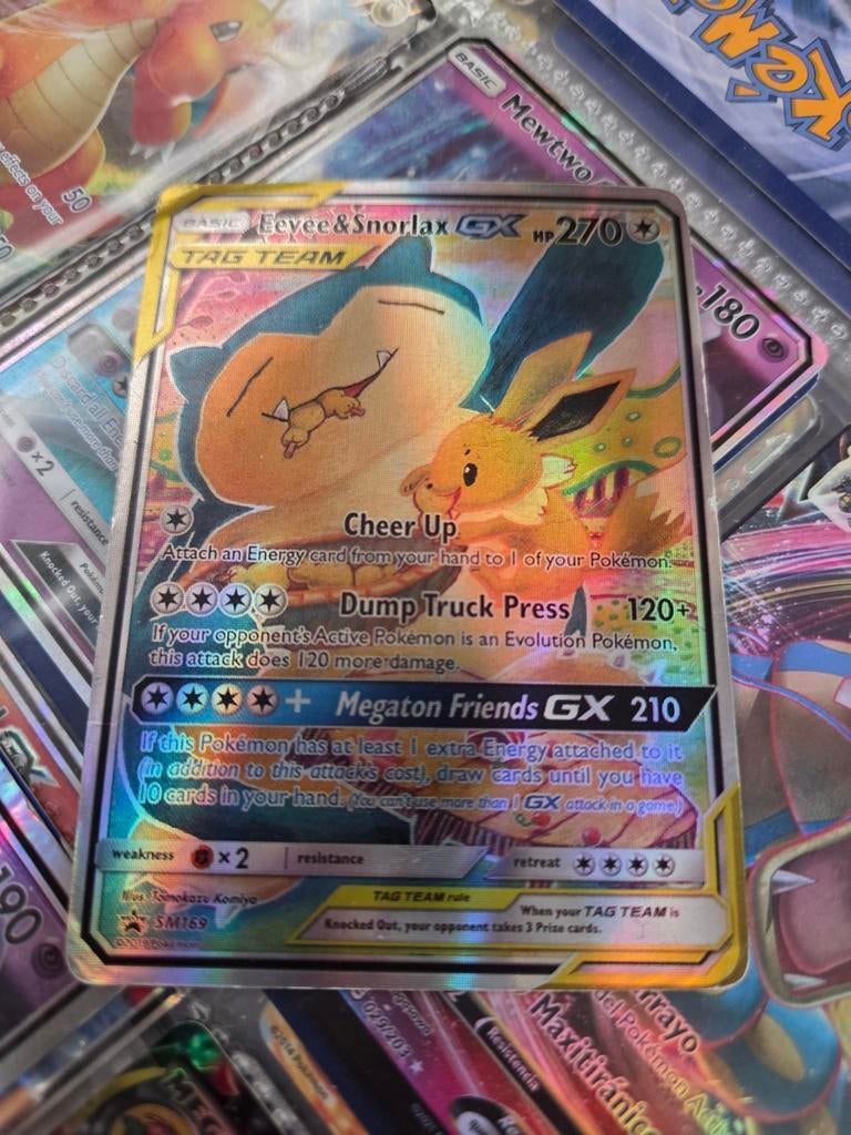 Eevee & Snorlax GX Pokémon kaart - Kleine beschadiging, Ophalen of Verzenden, Gebruikt, Losse kaart, Foil