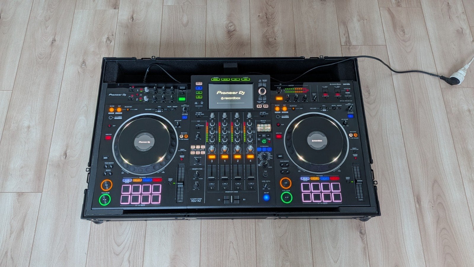 Pioneer XDJ-XZ in Nieuwstaat incl. Flightcase, Ophalen, Zo goed als nieuw, Dj-set, Pioneer