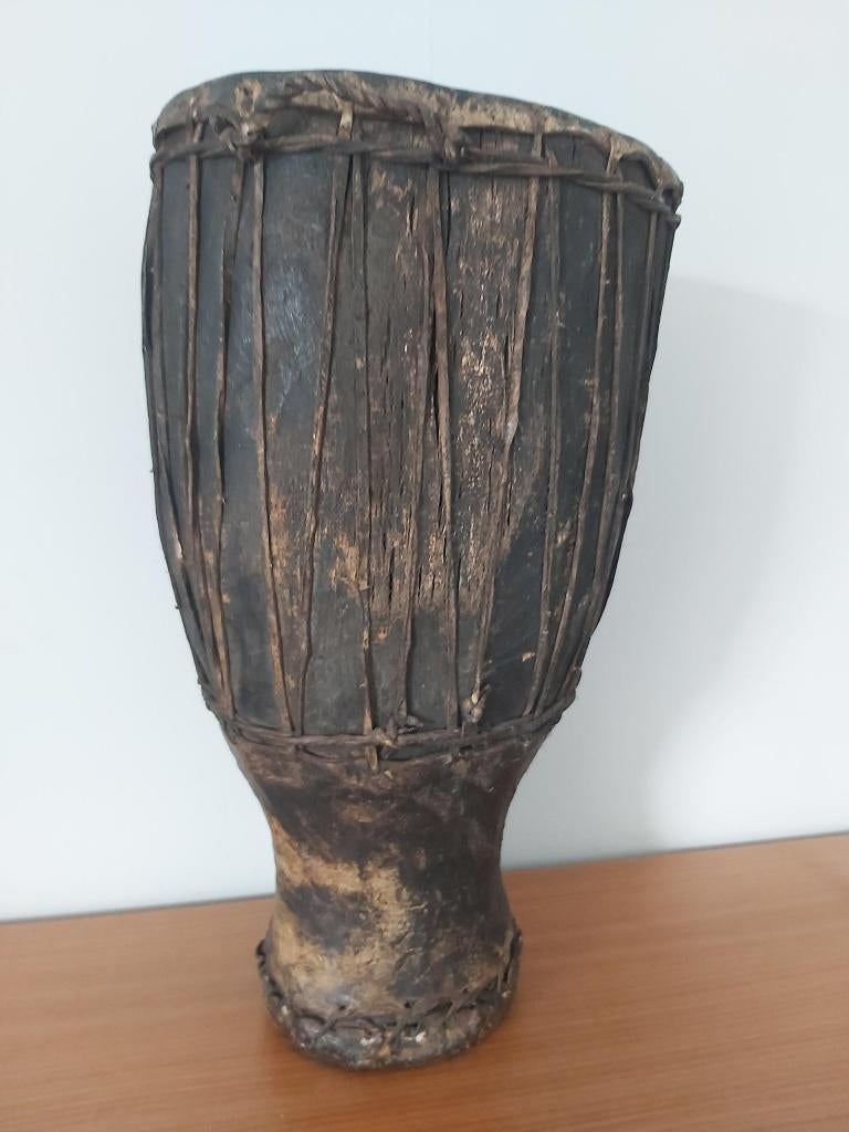Oude prachtig gepatineerde afrikaanse tamtam, drum, Ophalen of Verzenden