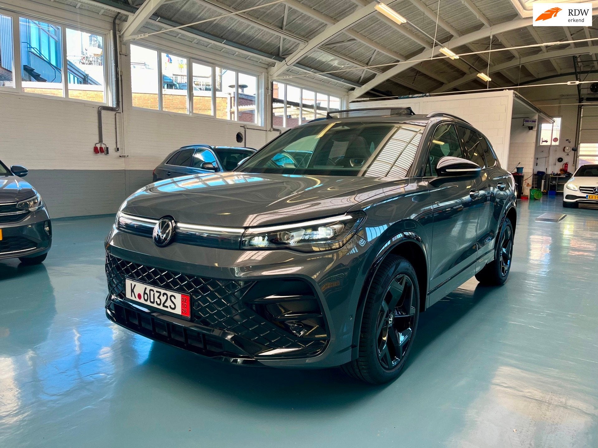 Volkswagen Tiguan 2.0 TDI 4Motion R-line, Automaat, Dealer onderhouden, 15 km/l, Gebruikt