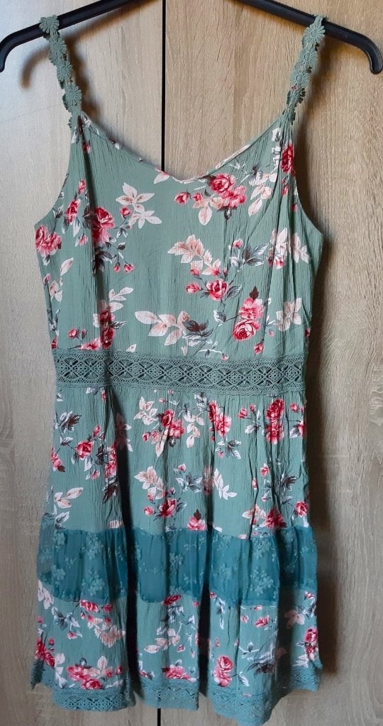 Romantisch zomerjurkje met bloemen en kant Only maat 40, Maat 38/40 (M), Only, Nieuw, Ophalen of Verzenden