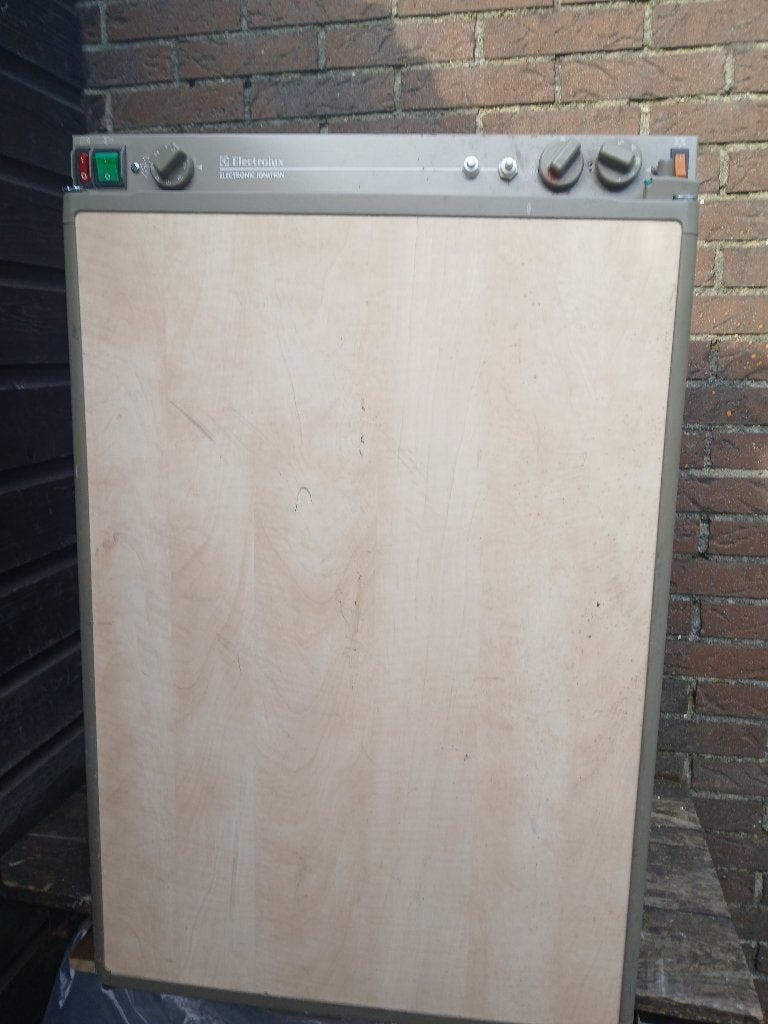 Elektrolux camperkoelkast 12. V 220 V en gas, Caravans en Kamperen, Ophalen, Gebruikt, Koeltas, Elektrisch