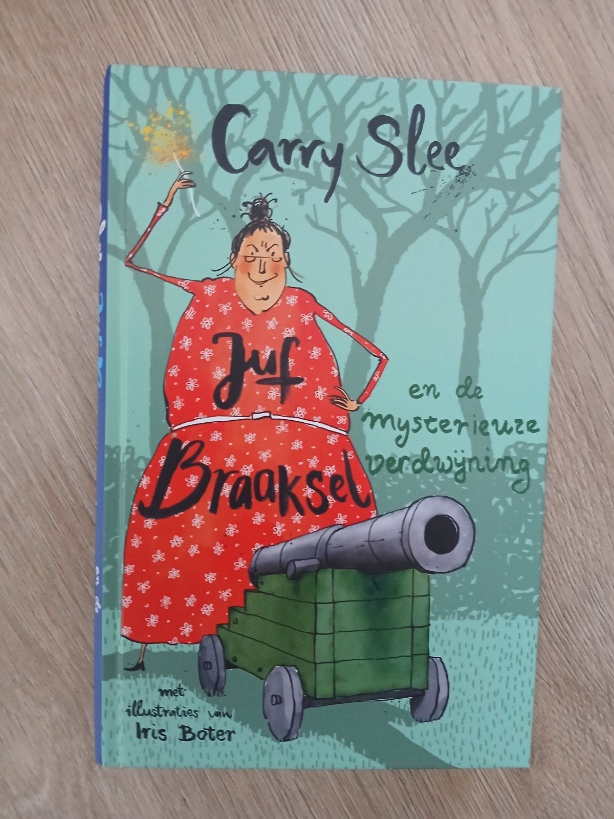 Juf Braaksel en de mysterieuze verdwijning - Carry Slee, Ophalen of Verzenden, Nieuw, Carry Slee, Fictie algemeen
