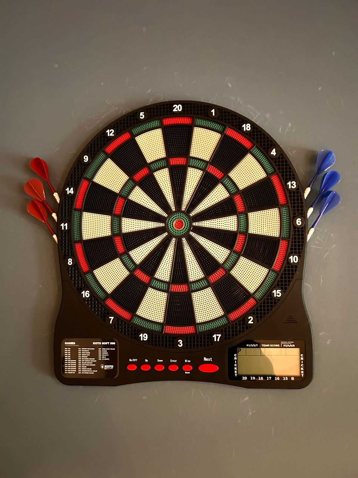 Elektronisch dartbord met soft-tip pijlen, Ophalen, Zo goed als nieuw, Dartbord met pijlen, Elektronisch
