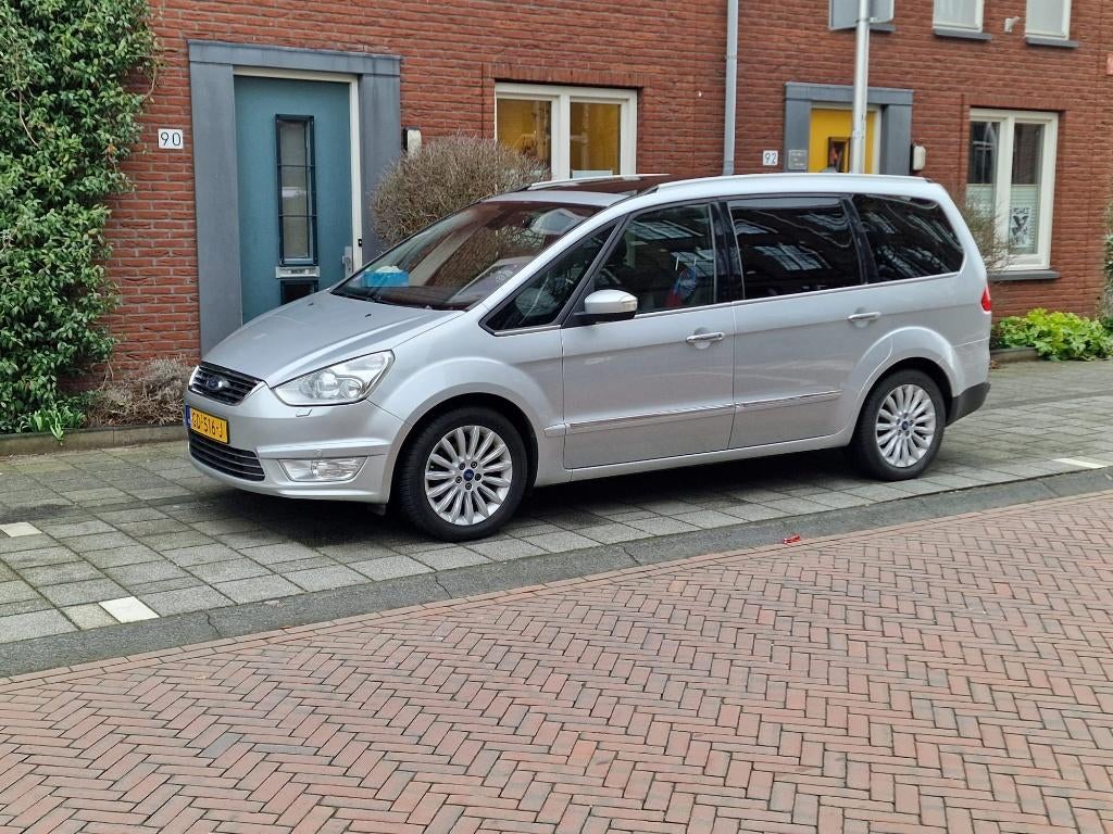 Ford Galaxy 1.6 16V 118KW Ecoboost 2015 Grijs, Auto's, Ford, Voorwielaandrijving, Zwart, 1634 kg, 7 stoelen