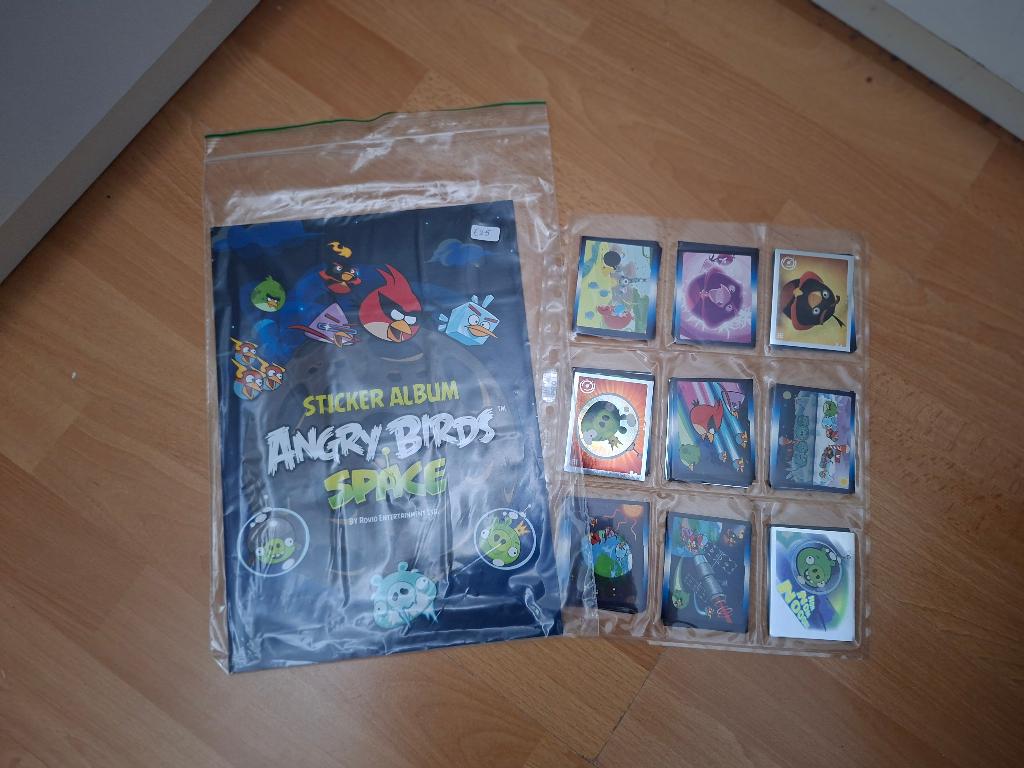 Giromax Angry Birds Space leeg album + losse set stickers, Ophalen, Nieuw, Overige typen