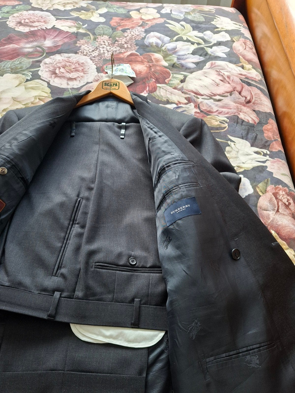 Burberry London Herenkostuum Super 100 Scheerwol Maat 56, Verzenden, Zo goed als nieuw, Maat 56/58 (XL), Grijs