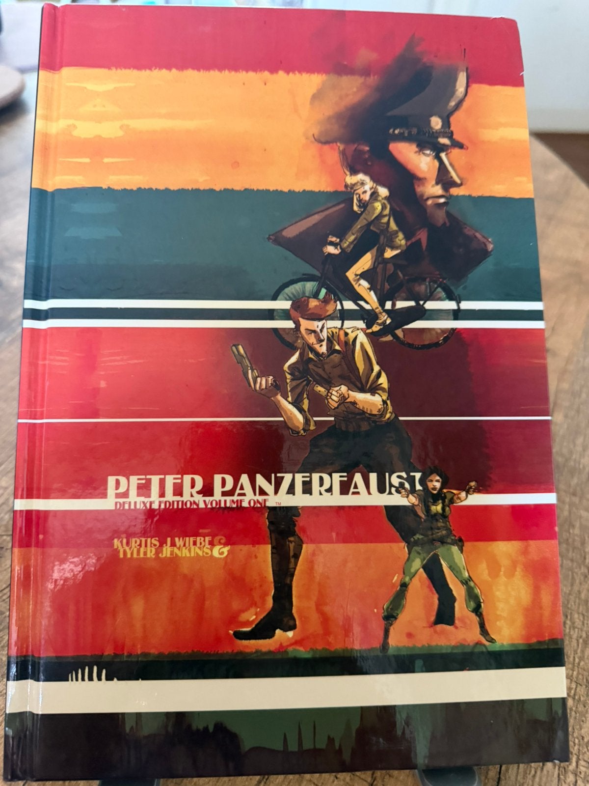 Peter Panzerfaust Deluxe Edition Volume One, Complete serie of reeks, Ophalen of Verzenden, Gelezen