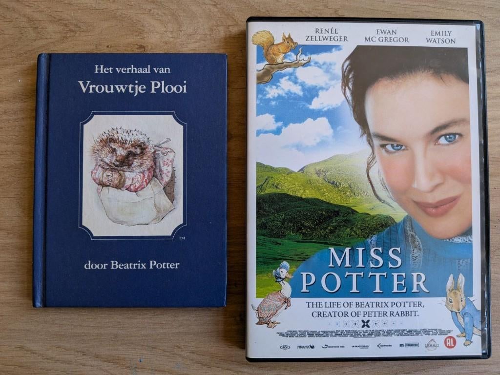 Kinder boekje Vrouwtje Plooi + DVD Miss Beatrix Potter, Boeken, Kinderboeken | Kleuters, Zo goed als nieuw, Fictie algemeen, 5 of 6 jaar
