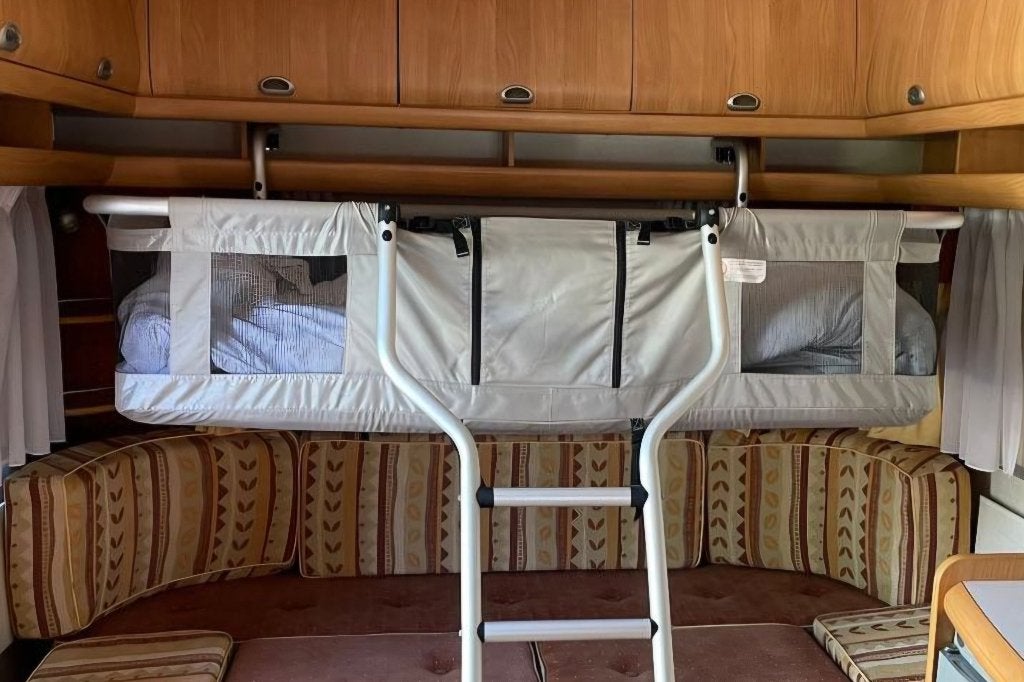 Uwis opklapbaar caravanbed, Ophalen, Gebruikt