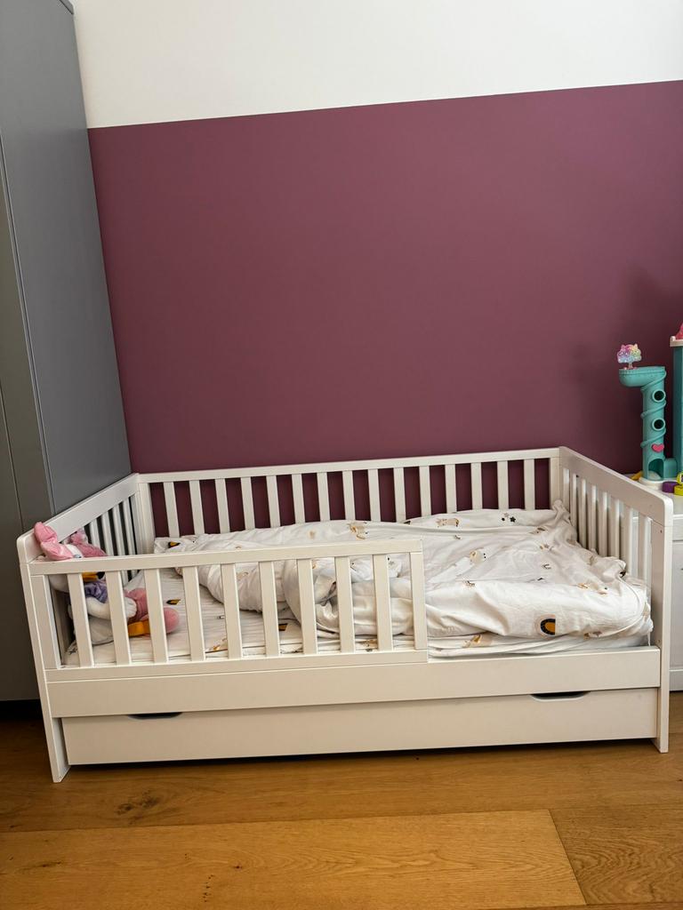 Peuterbed Petit Amelie, 70 tot 85 cm, 140 tot 160 cm, Zo goed als nieuw, Ophalen