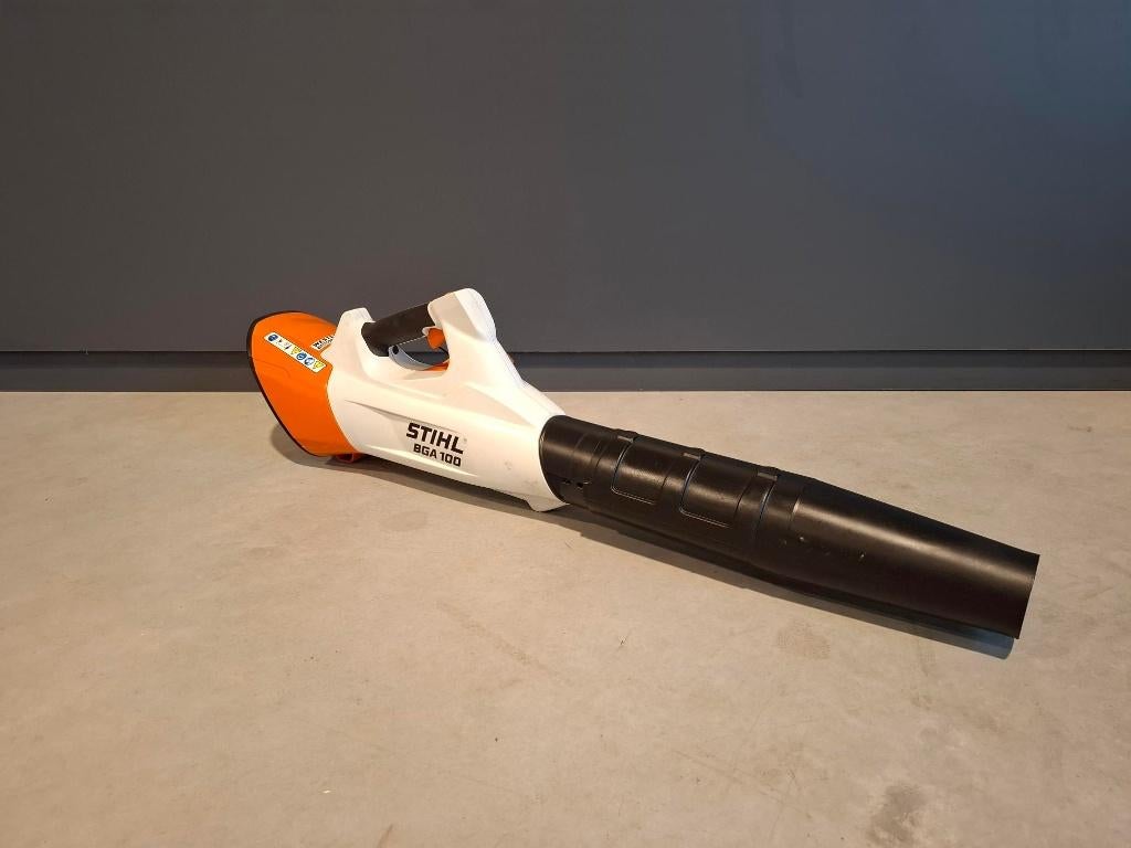 Stihl BGA100 bladblazer, Stihl, Handgedragen, Ophalen of Verzenden, Zo goed als nieuw