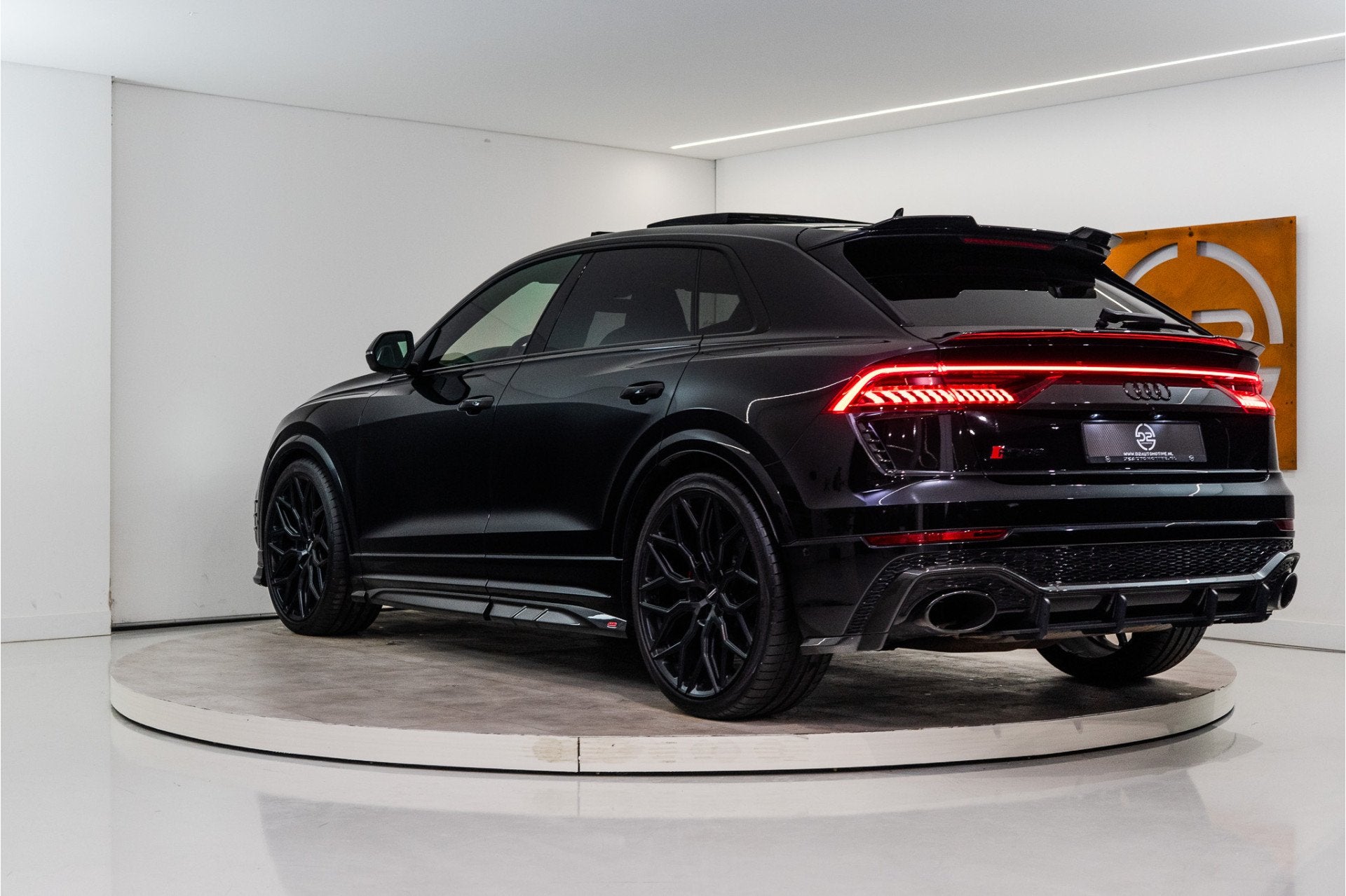 Audi RS Q8 4.0 TFSI RSQ8 Quattro 600PK | Urban Bodykit | Car, Auto's, 12 maanden, Gebruikt, Zwart, Bedrijf