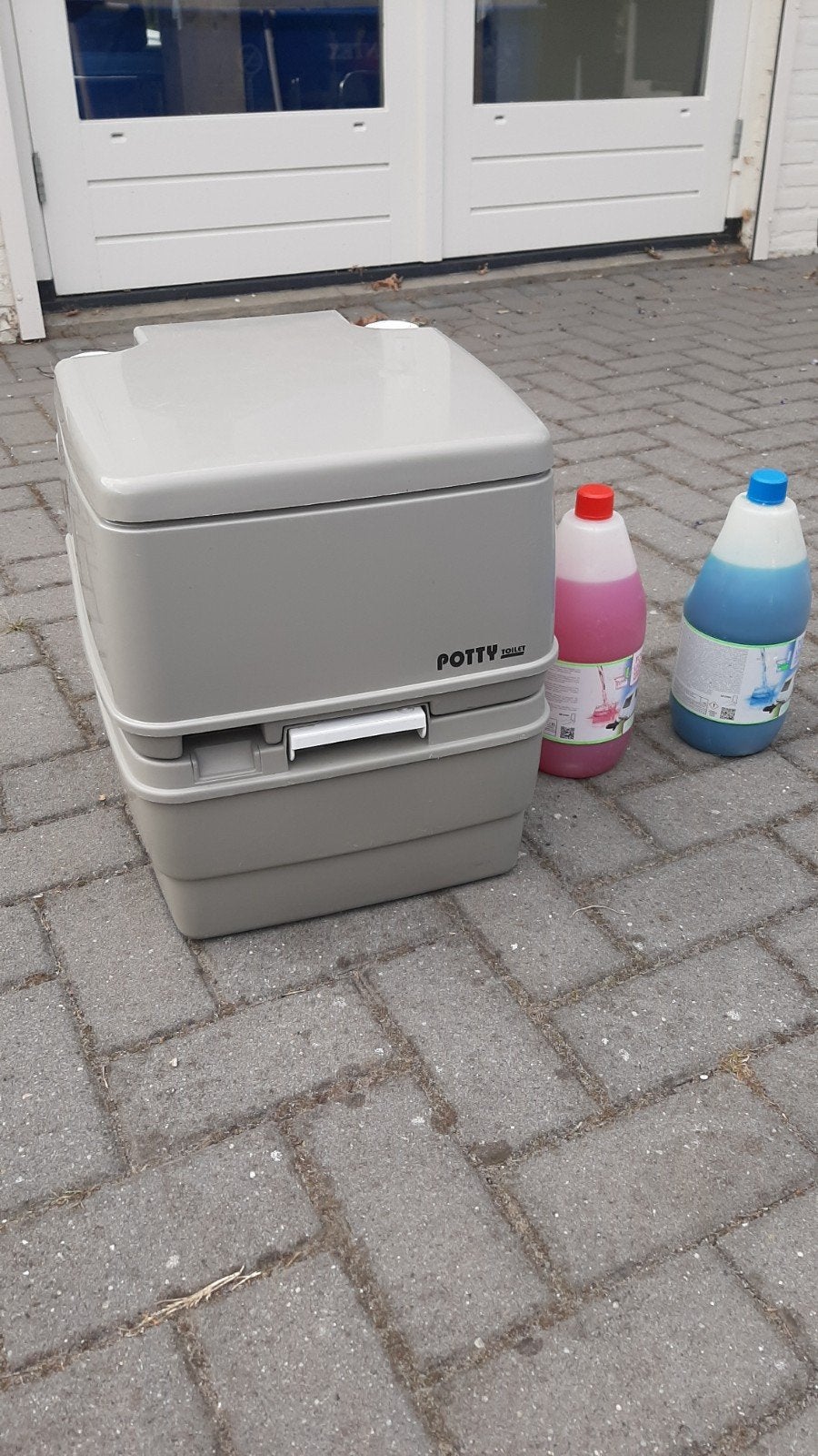 Porta Potti toilet met vloeistoffen, Ophalen, Zo goed als nieuw