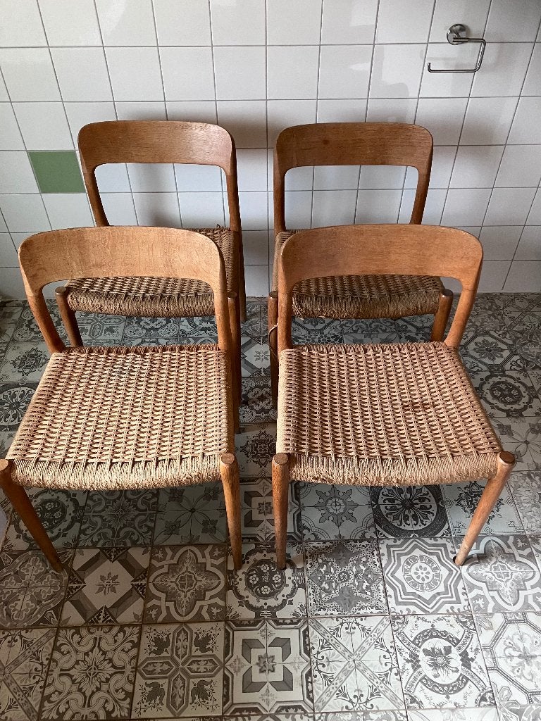 4 Vintage Niels Otto Møller model 75 stoelen, Ophalen, Gebruikt, Bruin, Hout