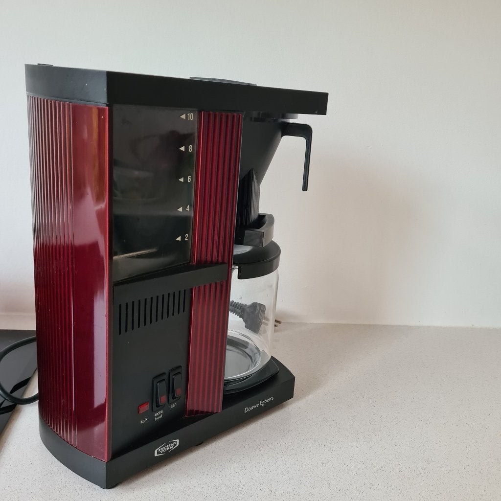 Douwe Egberts Moccamaster bordeaux rood model GSC, Stoompijpje, Gebruikt, Koffiemachine, Gemalen koffie