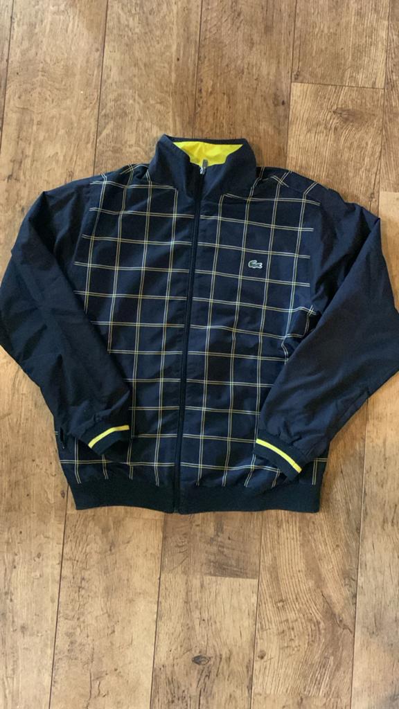 Vintage Lacoste Sport Jas - Zwart met Gele Ruit, Ophalen, Gedragen, Maat 48/50 (M), Zwart