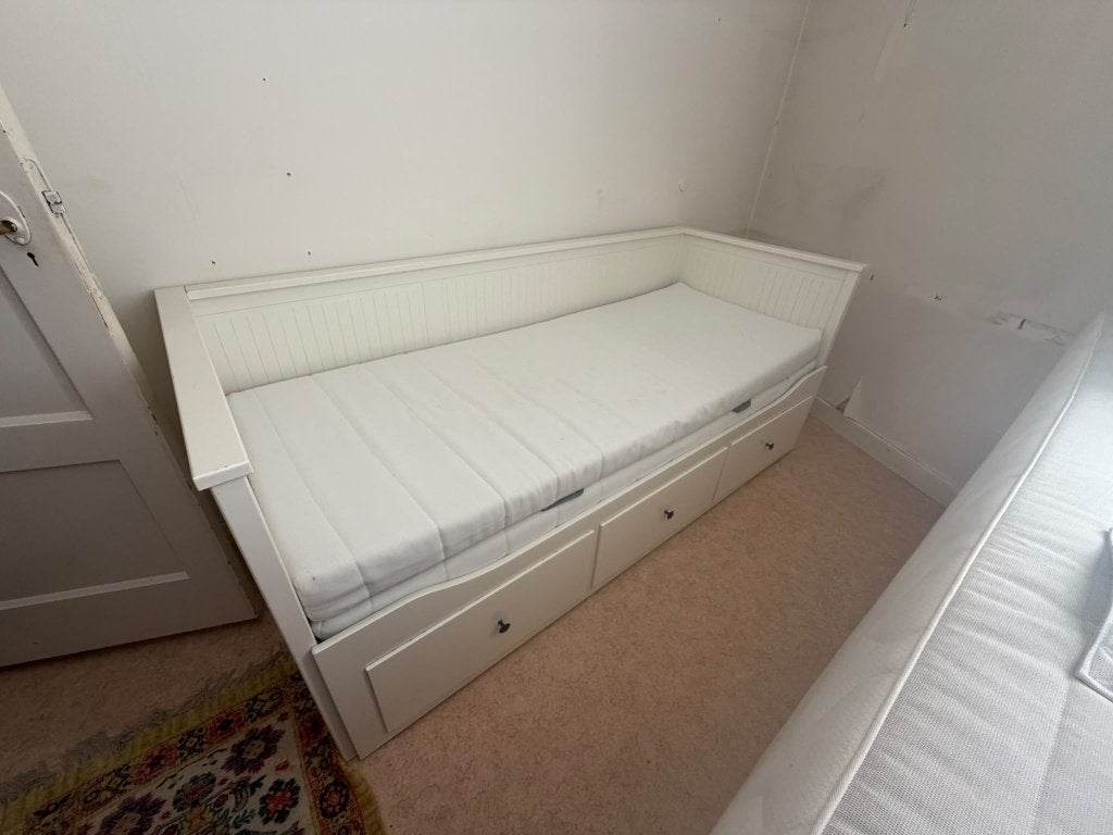 Ikea (bank)bed Hemnes, optioneel met matras, Huis en Inrichting, Ophalen, Gebruikt, Wit, Tweepersoons