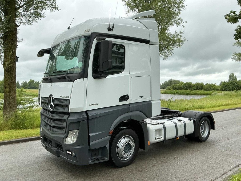 2014 - Mercedes-Benz - Actros 963-4 4x2 - Vrachtwagen, Euro 6, Overige brandstoffen, Mercedes-Benz, Bedrijf
