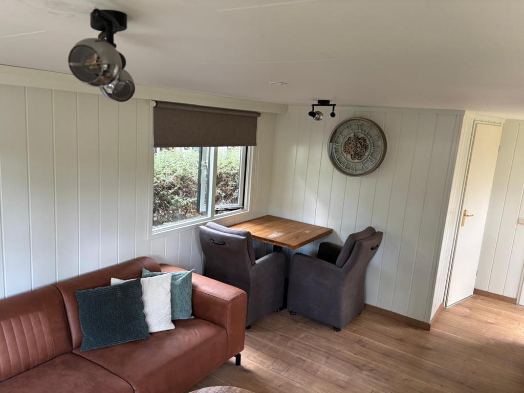 Chalet te koop op Bospark Bilthoven, Caravans en Kamperen, Stacaravans