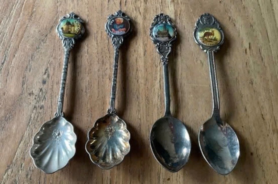 12 lepels lepeltje Den Briel, Australië Urk schelplepel, Ophalen of Verzenden