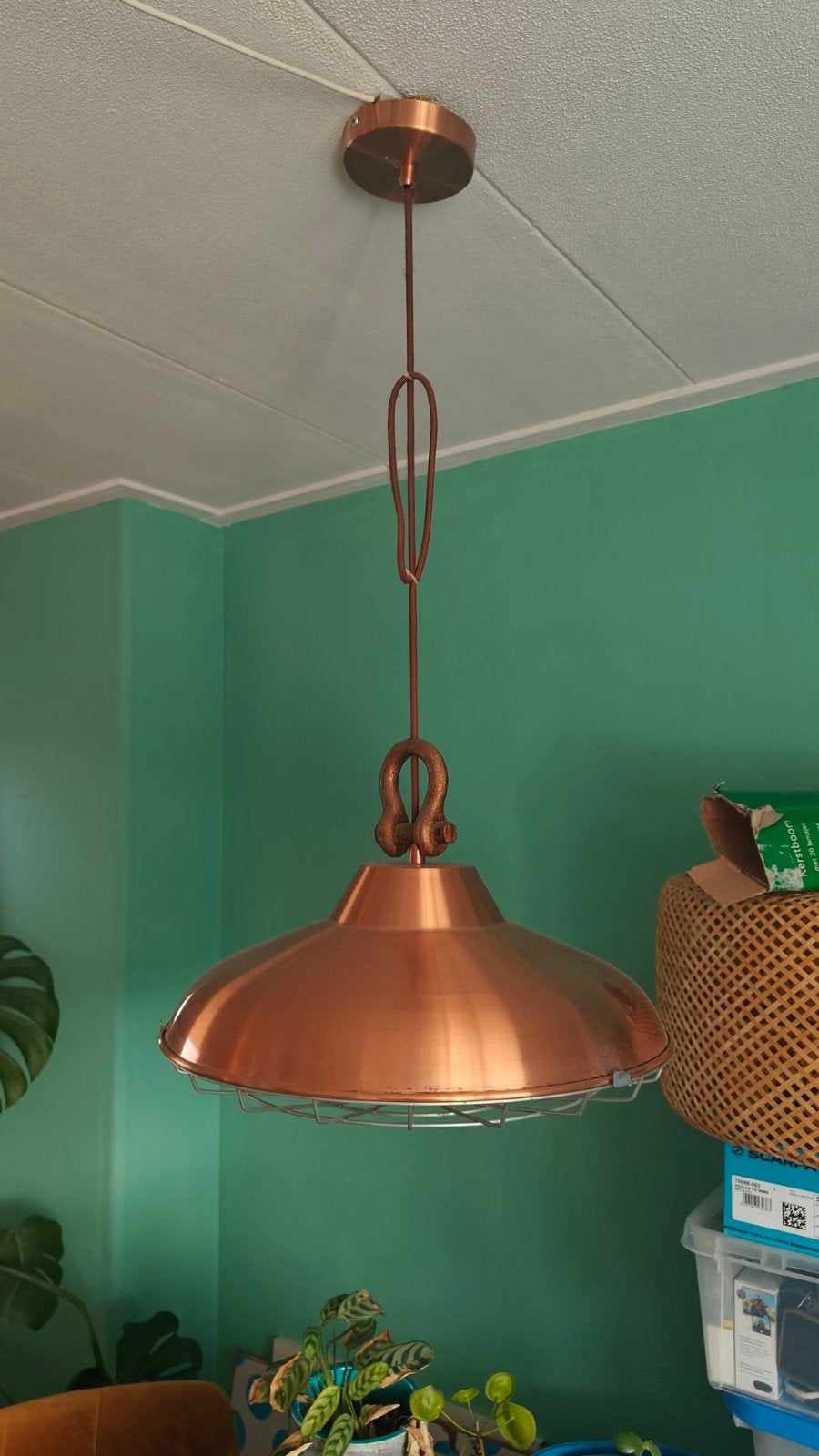 Koperkleurige hanglamp met rooster - Industriële stijl, Huis en Inrichting, Ophalen, Gebruikt, E27 (groot), Metaal