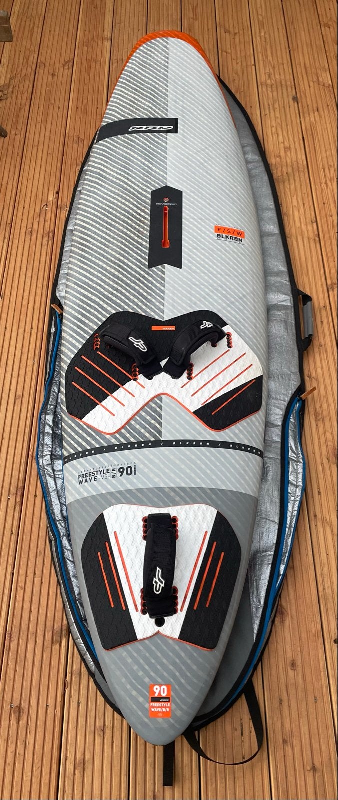 RRD FSW - V5 - 90 ltr - Black Ribbon, Watersport en Boten, Ophalen, Met voetbanden, Minder dan 250 cm, RRD