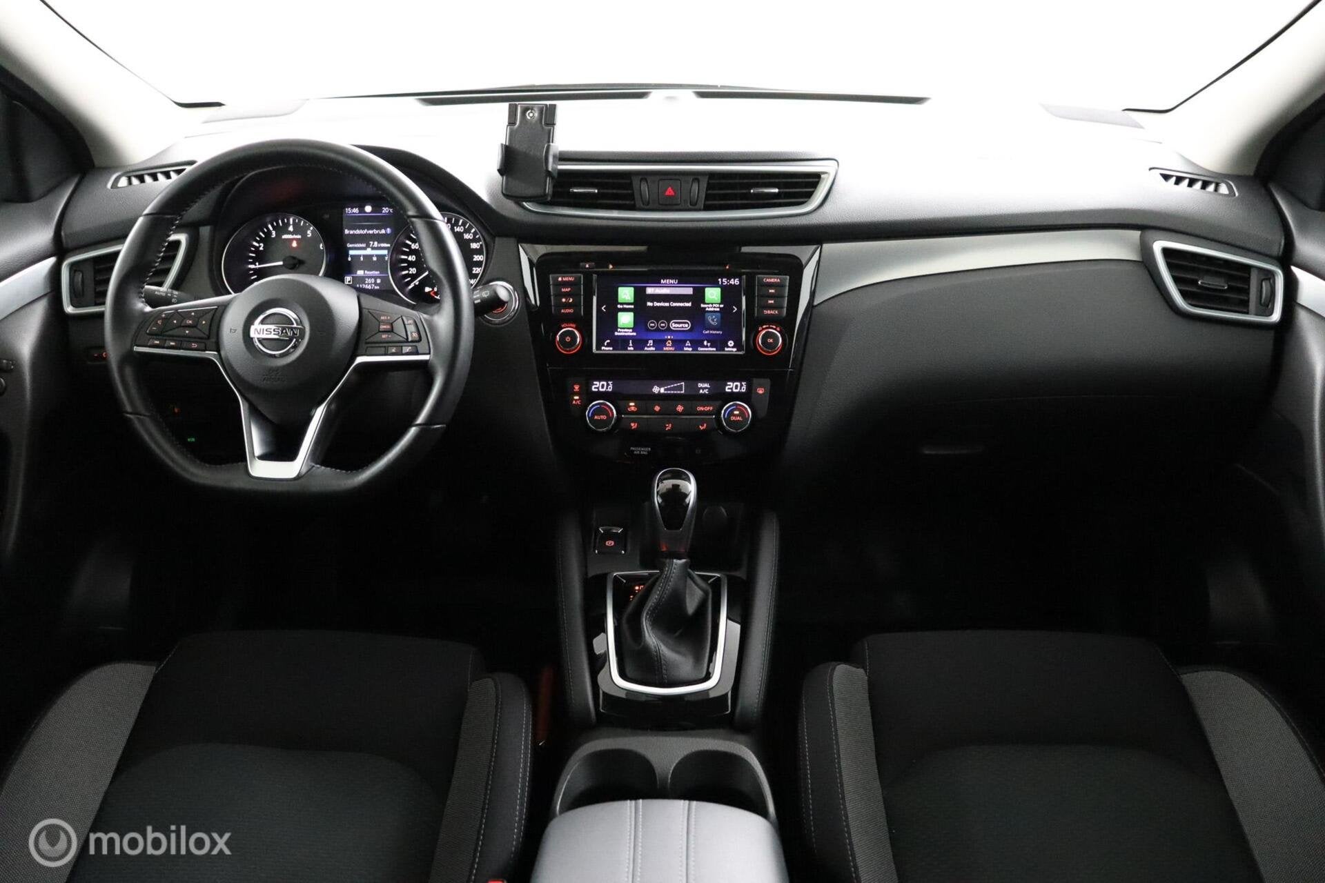 Nissan Qashqai 1.3 DIG-T N-Connecta PANO DAK / AUTOMAAT / 1e, Gebruikt, Euro 6, 4 cilinders, 1290 kg