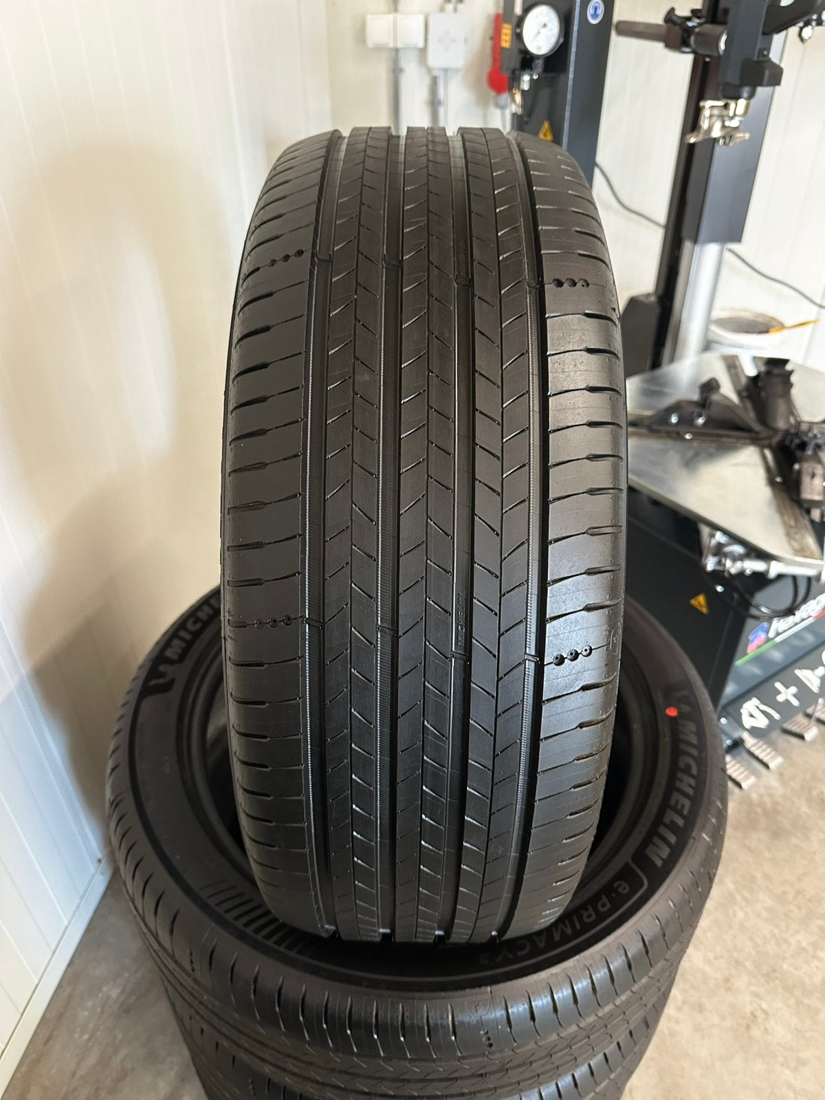 225 45 19 Michelin Zomerbanden 225/45 R19 + Gratis Montage, 19 inch, Banden en Velgen, Nieuw, Ophalen of Verzenden