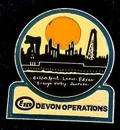 Esso- Devon Operations pin, Verzenden, Nieuw, Transport, Speldje of Pin