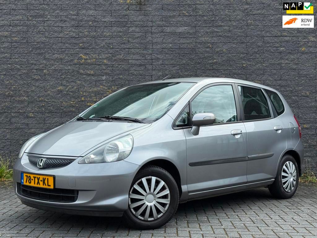 Honda Jazz 1.4 LS AUTOMAAT/AIRCO/NAP VOLLEDIG DEALER ONDERHO, Auto's, Honda, 83 pk, 450 kg, 4 cilinders, Origineel Nederlands