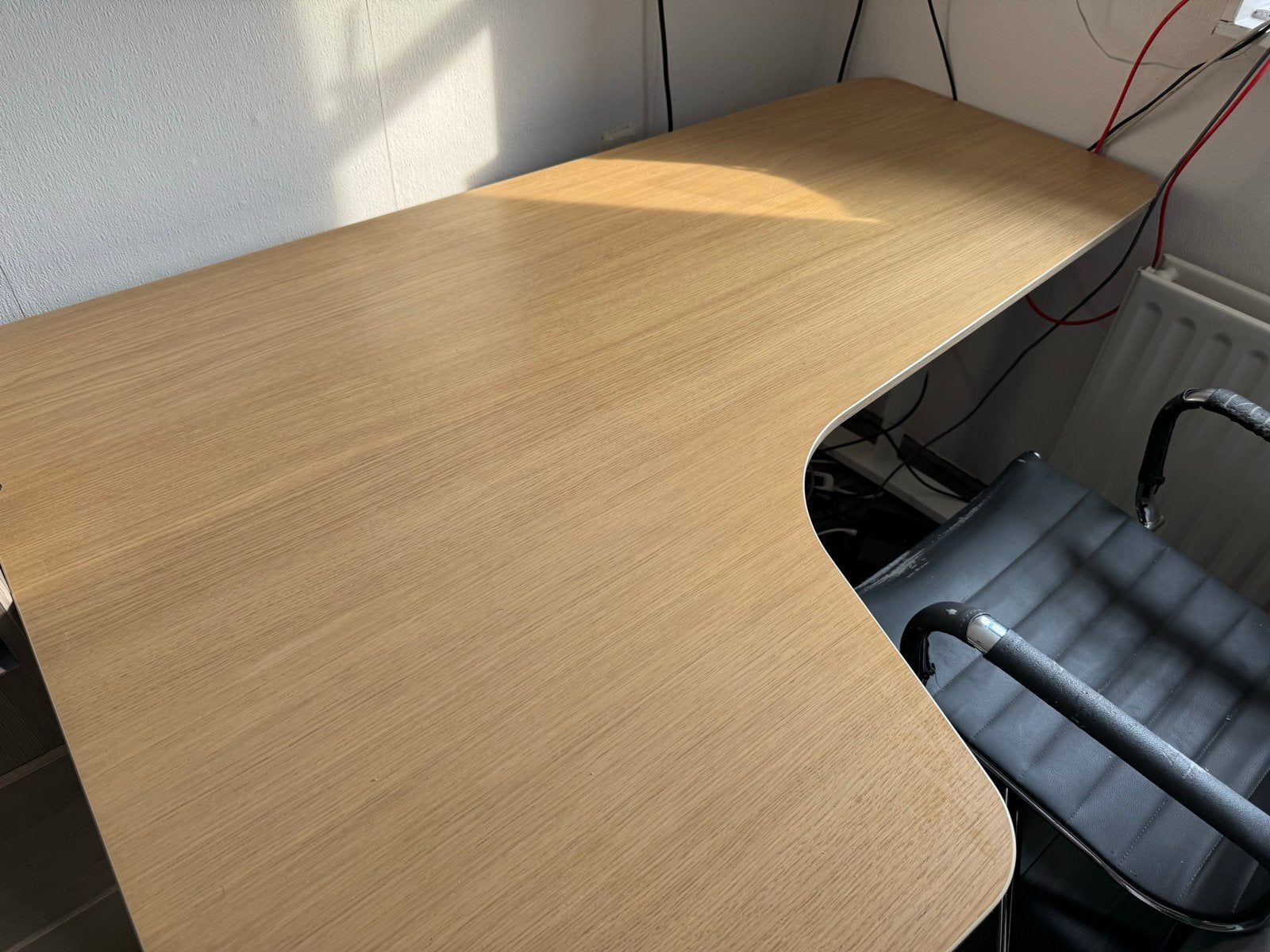 IKEA Bekant Hoekbureau, Ophalen, Spaanplaat of MDF, Hoekbureau, Zo goed als nieuw
