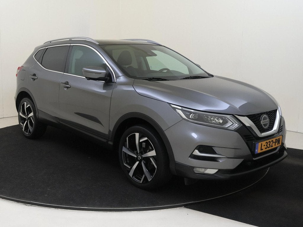 Nissan Qashqai 1.3 DIG-T Premium Edition | Navigatie | Stoel, Auto's, Nissan, Voorwielaandrijving, 687 kg, Gebruikt, 4 cilinders