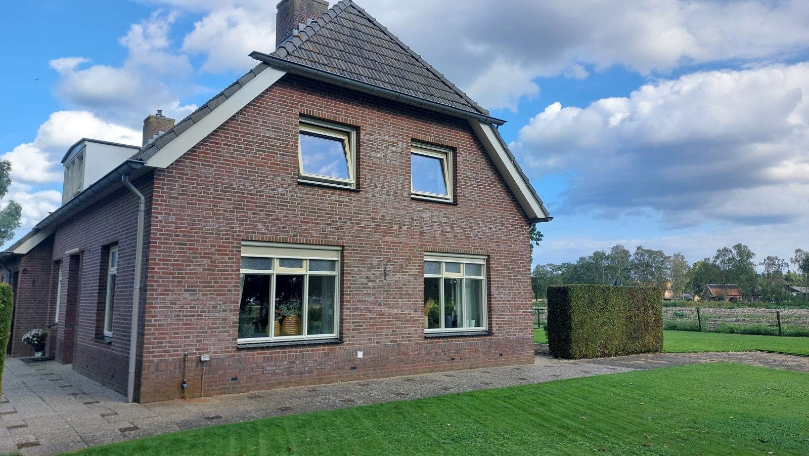 Te Huur, woning in buitengebied Haarle