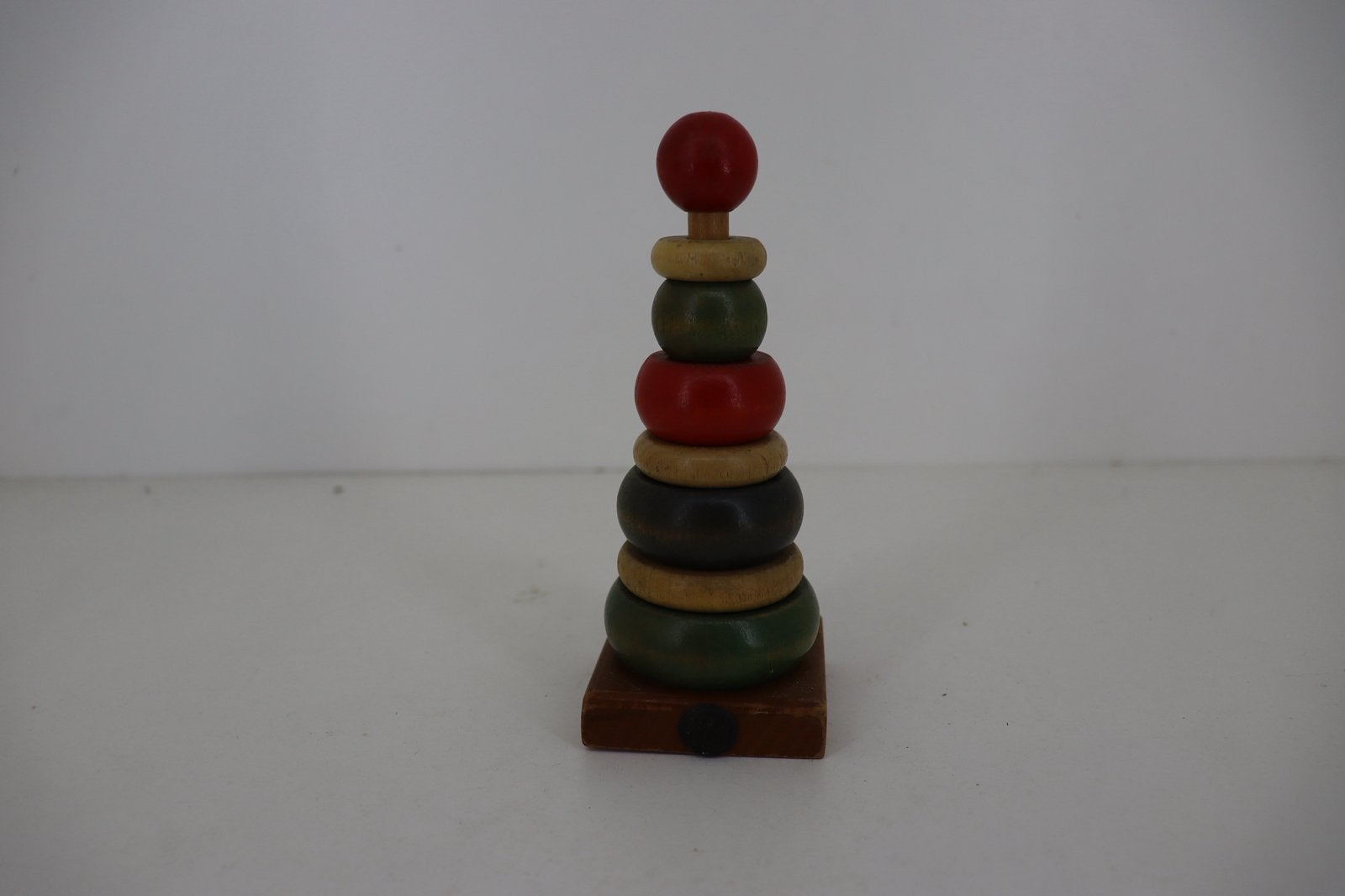 Houten vintage stapeltoren / stapelring (ca. 10 cm hoog), Verzamelen, Parfumverzamelingen, Ophalen of Verzenden, Zo goed als nieuw