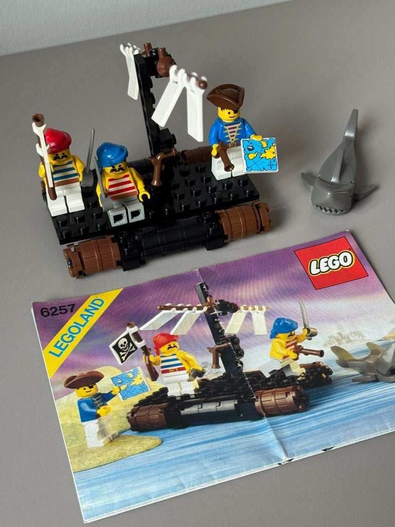 Lego - 6257 - Pirates I - Castaway's Raft, Kinderen en Baby's, Speelgoed | Duplo en Lego, Gebruikt, Lego Primo, Compleet, Complete set