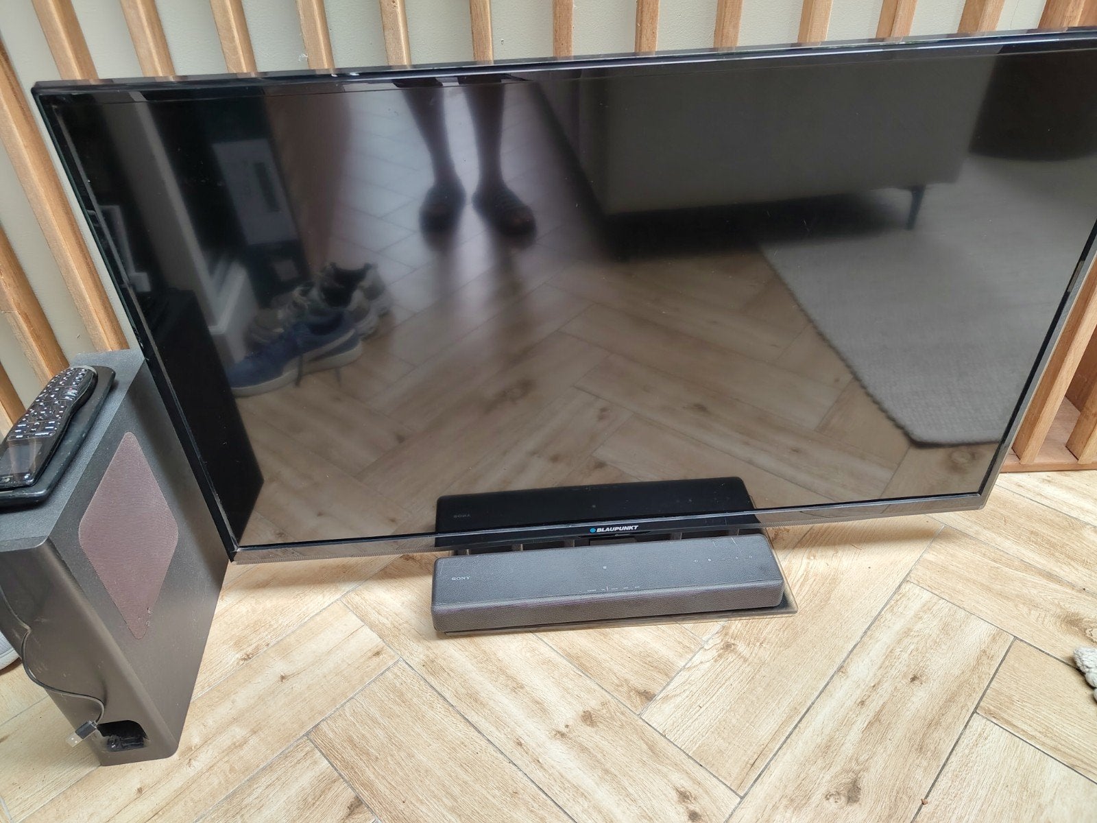 Blaupunkt 50" TV + Sony HT-MT300 Soundbar + Logitech Harmony, 50 Hz, 100 cm of meer, Ophalen, Overige merken