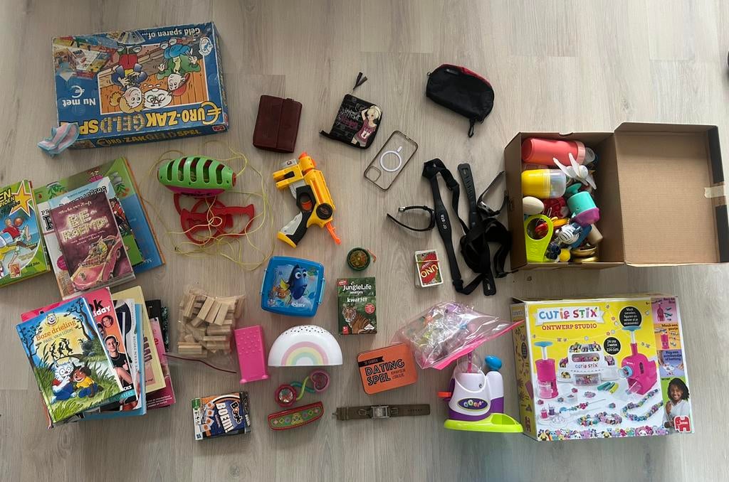 Bijna GRATIS rommelmarktspullen 15 eu, Ophalen, Gebruikt