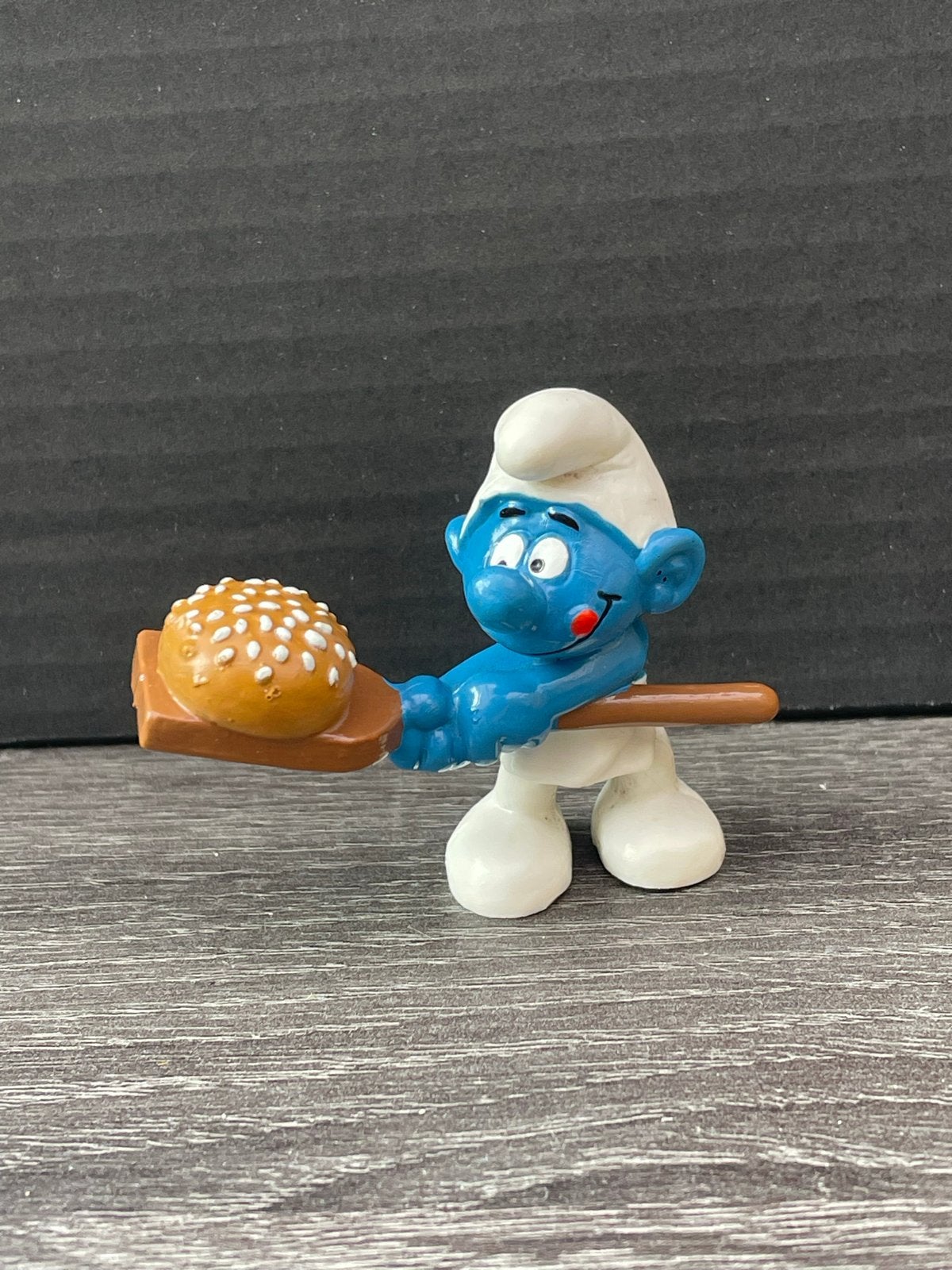 Smurf met broodje - McDonald's Happy Meal figuurtje, Ophalen of Verzenden, Gebruikt, Overige Smurfen, Poppetje, Figuurtje of Knuffel