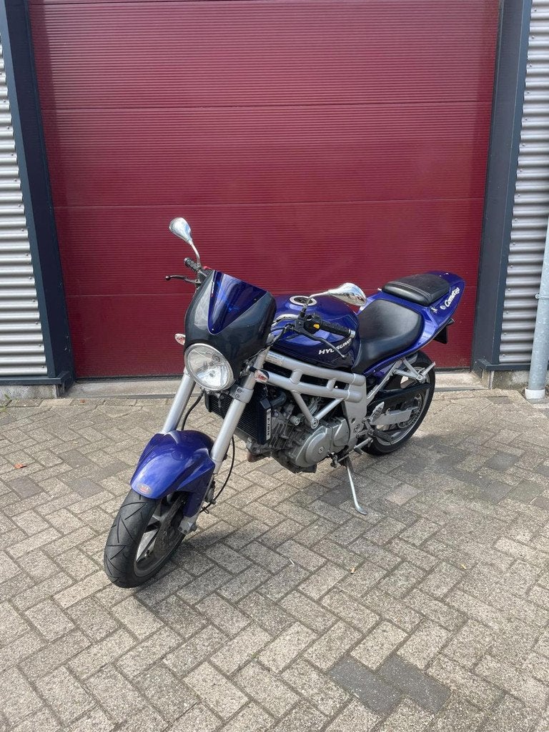 Hyosung Comet 650 Lage Km stand (suzuki SV 650), Motoren, Ivo@technoservicehoogendijk.nl, Jan Tinbergenstraat 8-b
2811DZ  Reeuwijk, NL