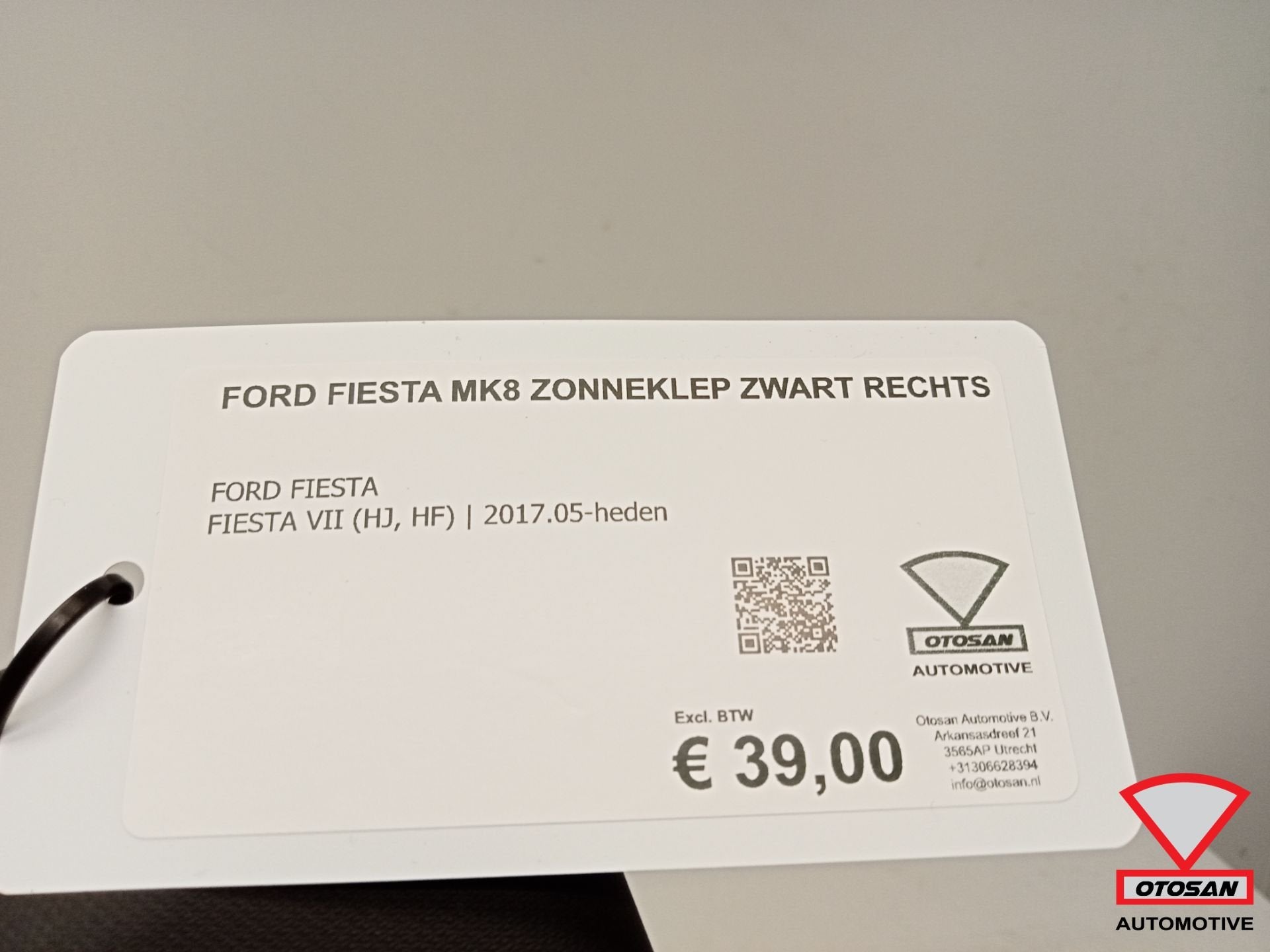 Ford Fiesta MK8 2017+ Zonneklep Hemel Zwart Rechts Origineel, Gebruikt, Info@ford.com, Ophalen of Verzenden, Ford