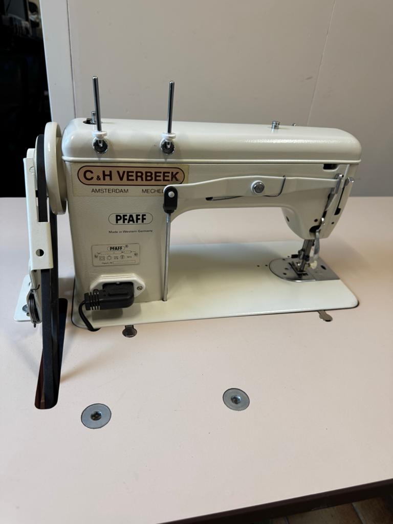 Industriële Naaimachine Pfaff C&H Verbeek, Hobby en Vrije tijd, Naaimachines en Toebehoren, Ophalen, Naaimachine, Industrieel