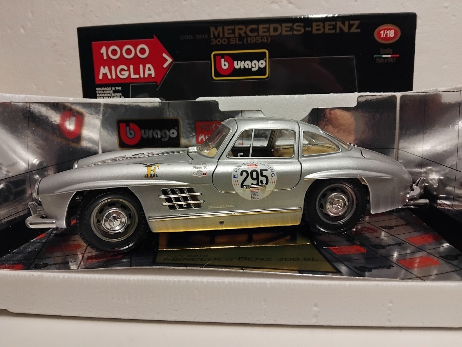 Mercedes Benz 300 SL Gullwing Mille Miglia silver 1:18 KRD, Hobby en Vrije tijd, Ophalen of Verzenden, Zo goed als nieuw, Auto