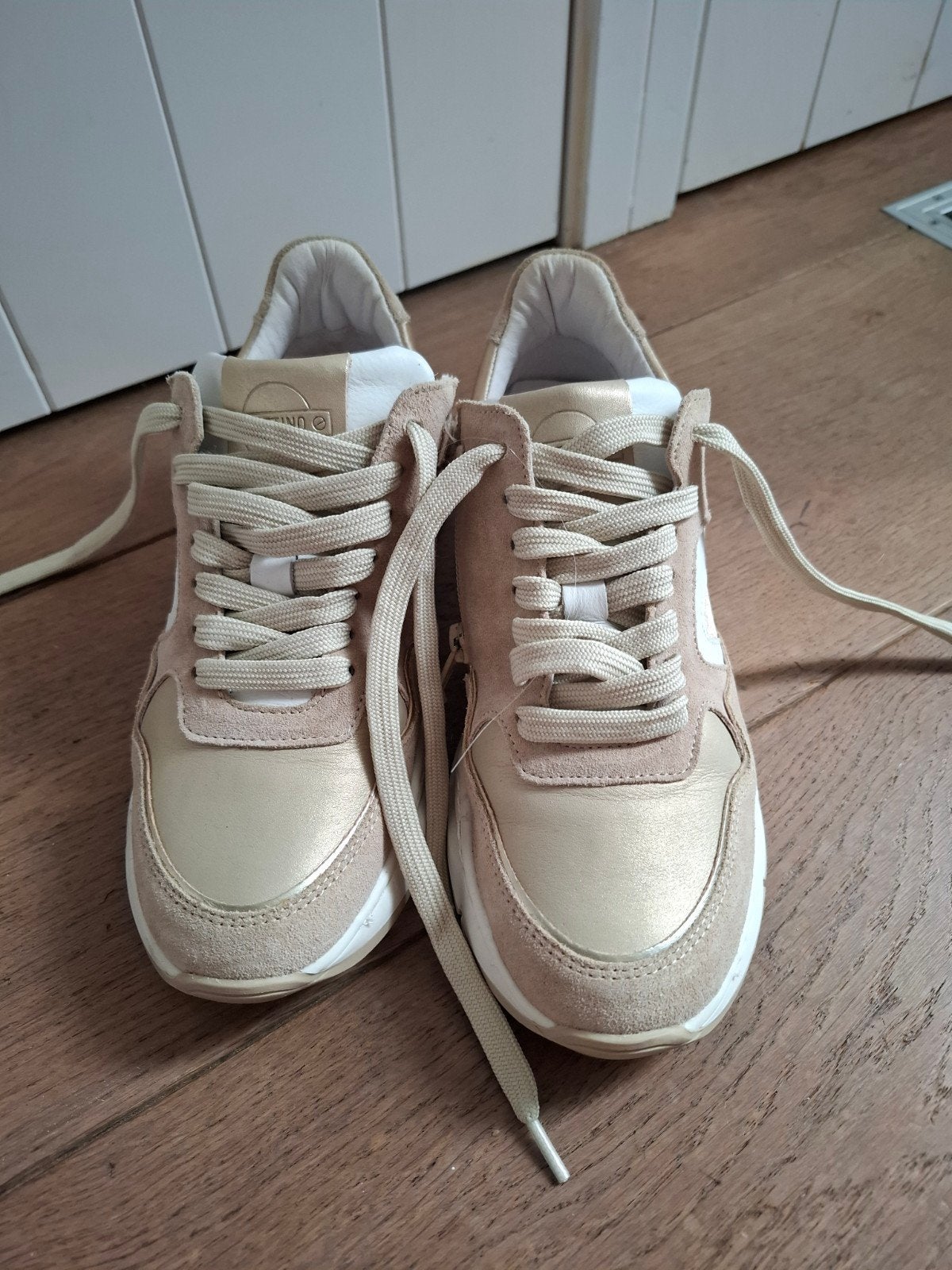 sneakers maat 37, Ophalen of Verzenden, Zo goed als nieuw, Sneakers of Gympen
