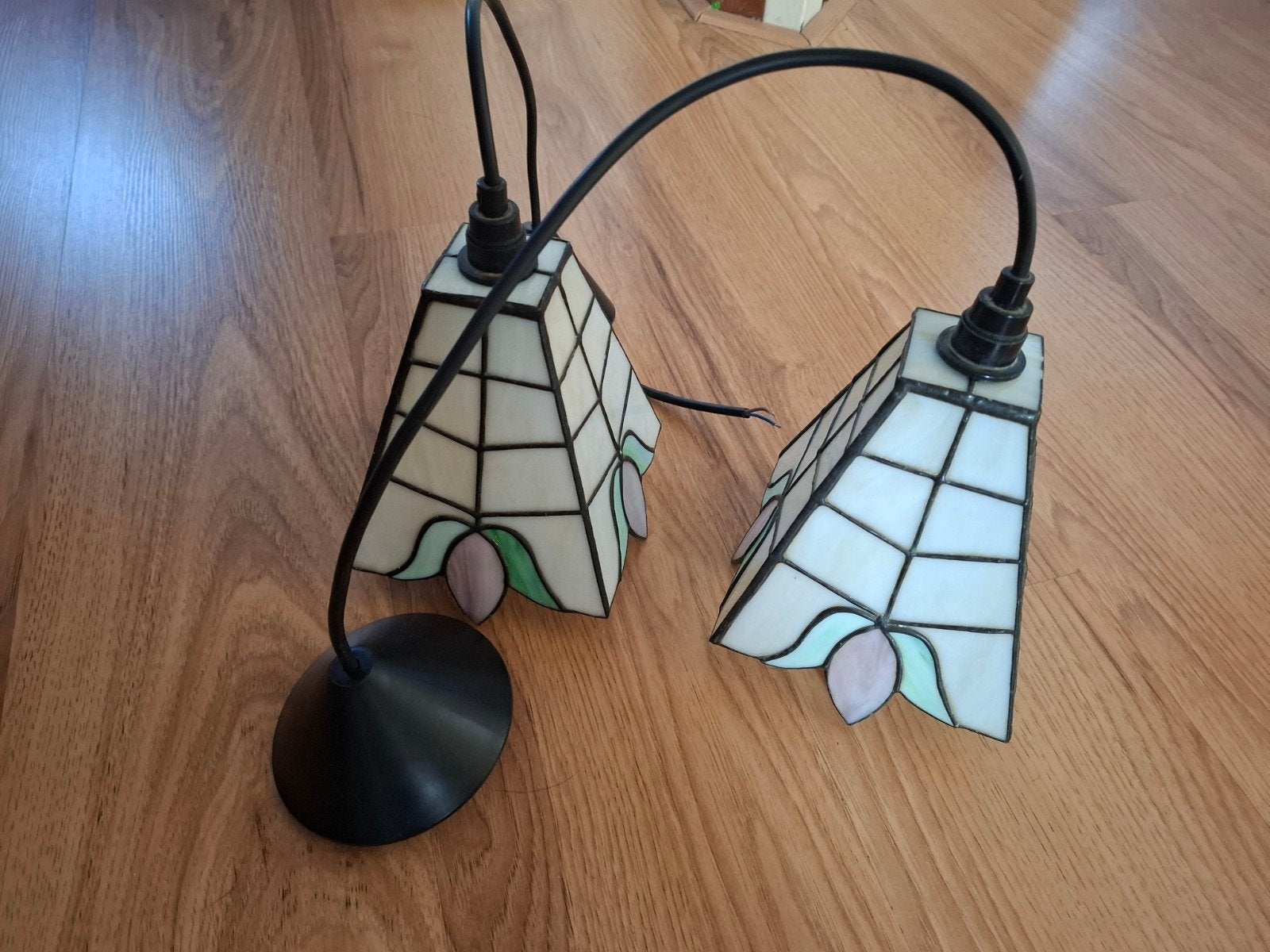 twee tiffany hanglampen, Ophalen