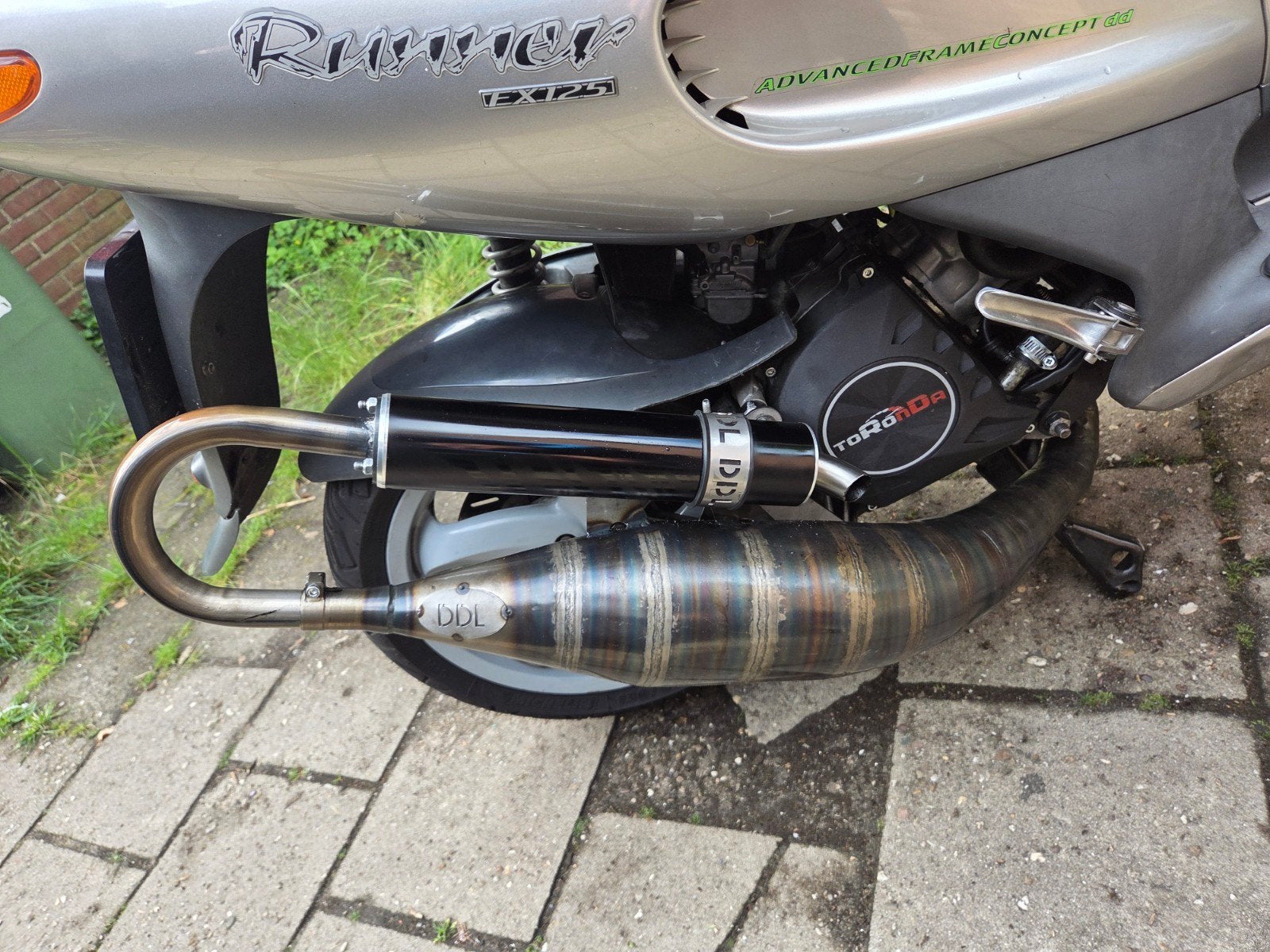 Uitlaat DDL 55 slag runner zip hexa 125180 malossi gilardoni, Ophalen of Verzenden, Nieuw