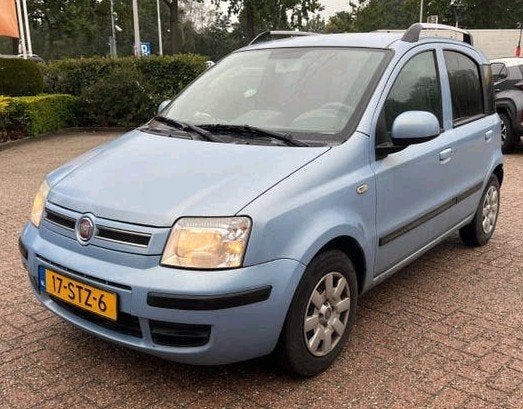 Fiat Panda 2011 schade links achter niet erg, Ophalen, Handgeschakeld, Benzine, Hatchback