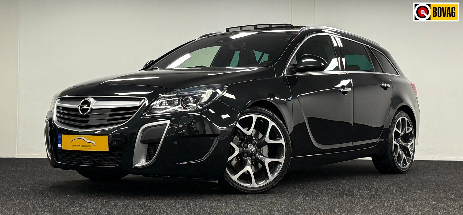 Opel Insignia 2.8 T OPC 4x4*325PK*DealerOh*Opendak*Navi*Came, Auto's, Opel, Automaat, Dealer onderhouden, Gebruikt, Zwart