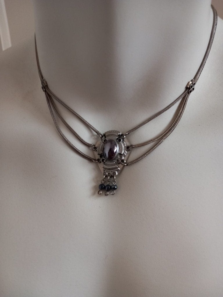 Mooie ketting met hanger (Nijmegen oost), Met hanger, Ophalen of Verzenden, Zo goed als nieuw, Zilver
