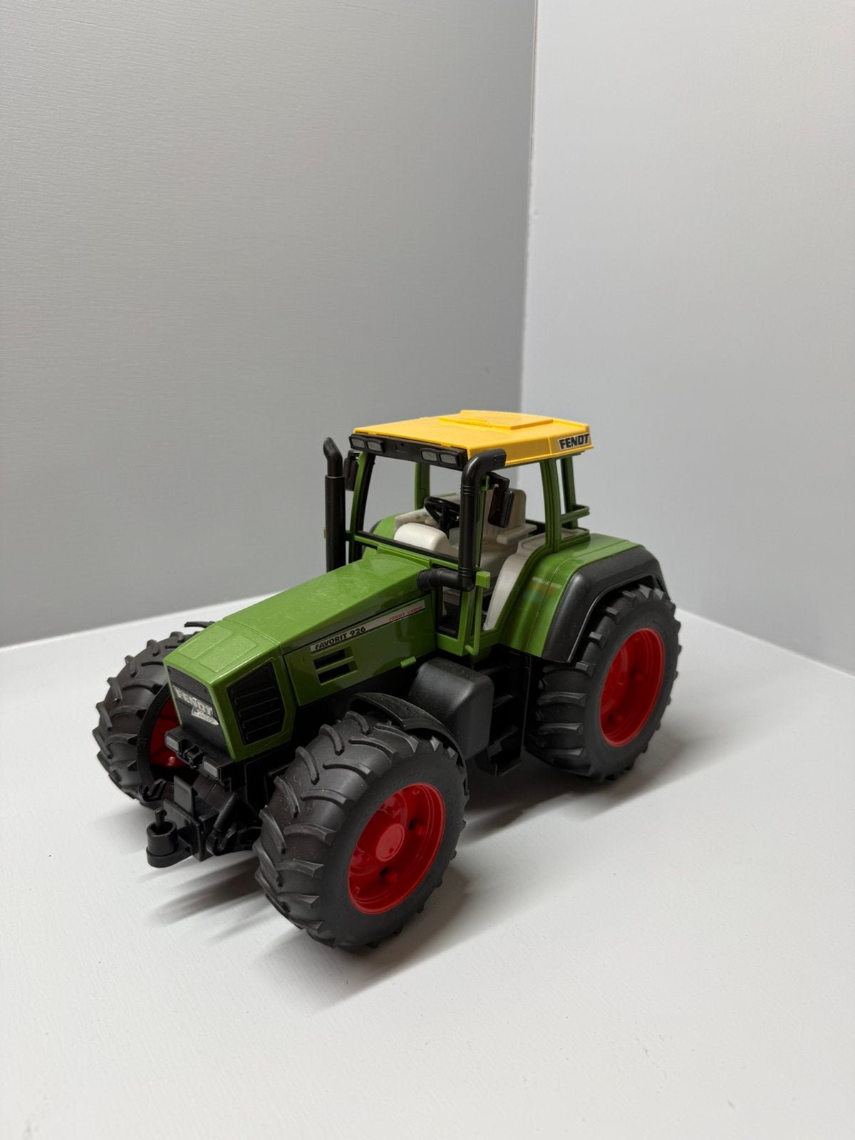 Bruder fendt 926, Ophalen of Verzenden, Gebruikt